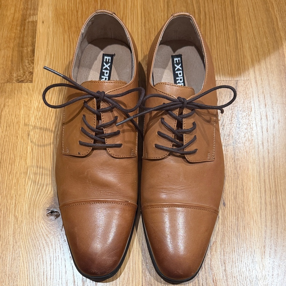 Express Men's Cognac Leather Oxfords with Dark Brown Laces